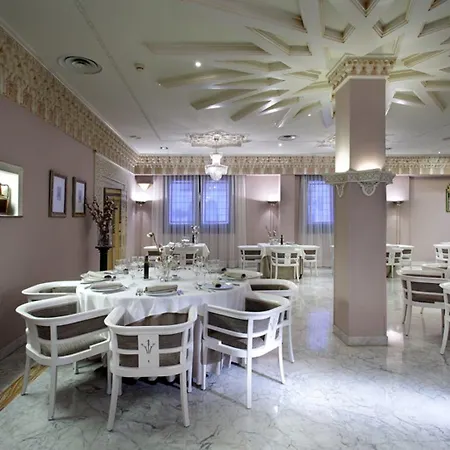 Abades Hotel