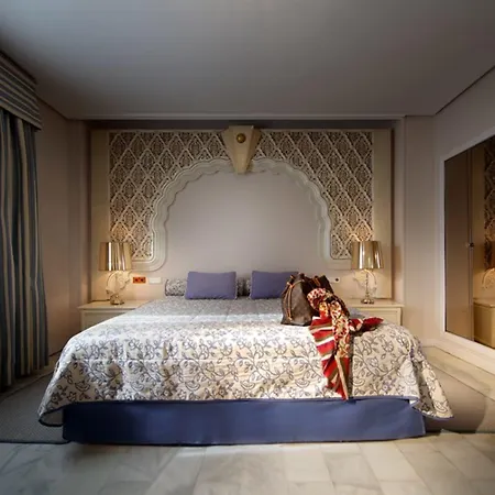 Hotel Abades Benacazón