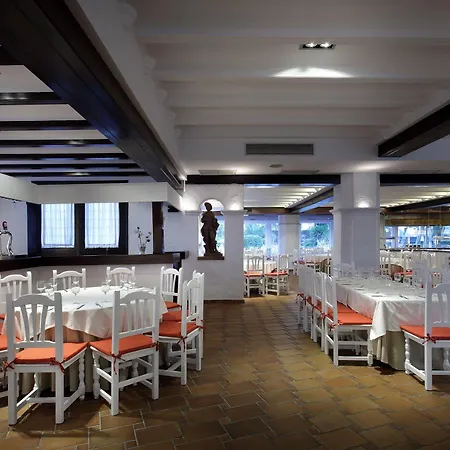 Hotel Abades 4*