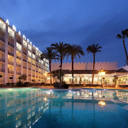 Hotel Abades 4*